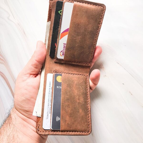 Handmade & Hand Stitched Minimalist Leather Wallet